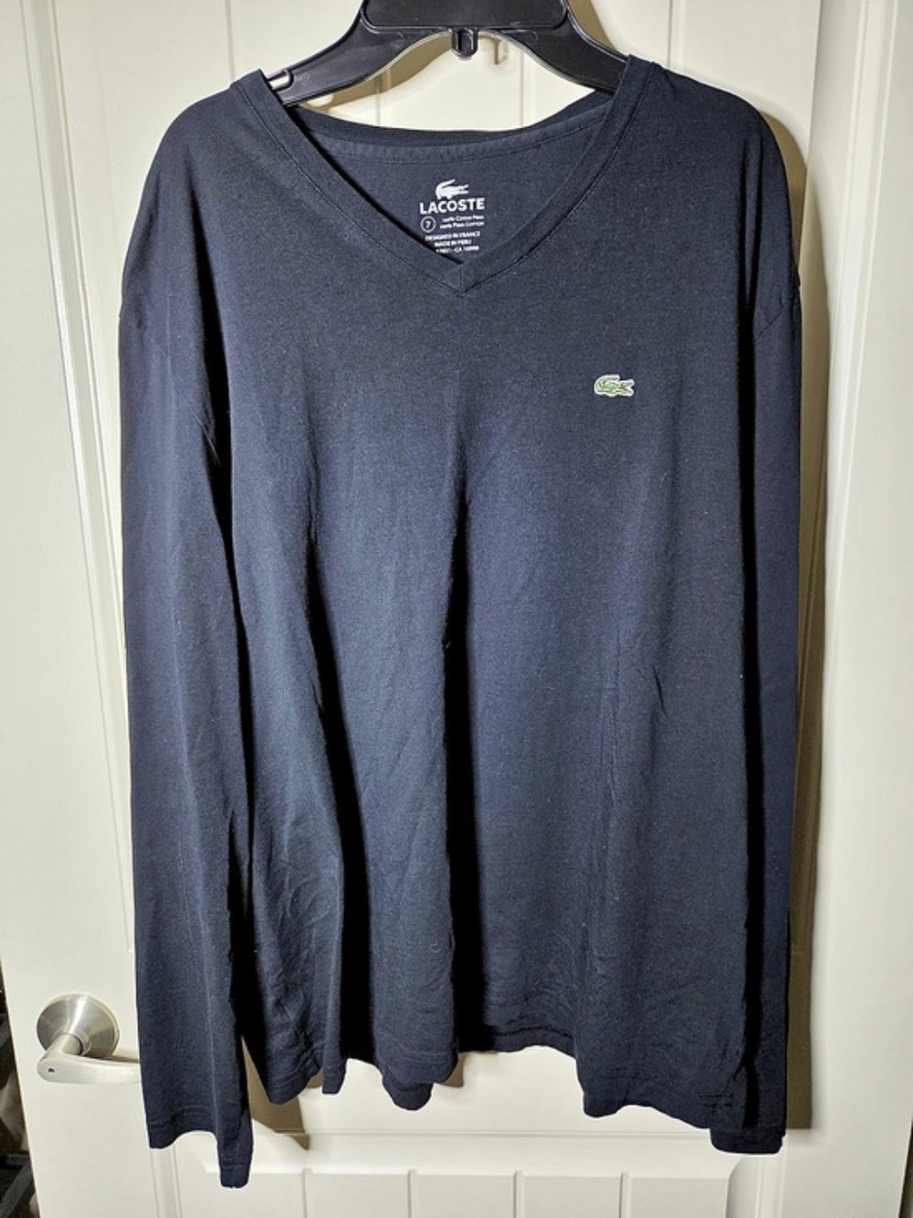 077 - Lacoste Men's Long Sleeve V-Neck Pima Cotton T-Shirt Size 7